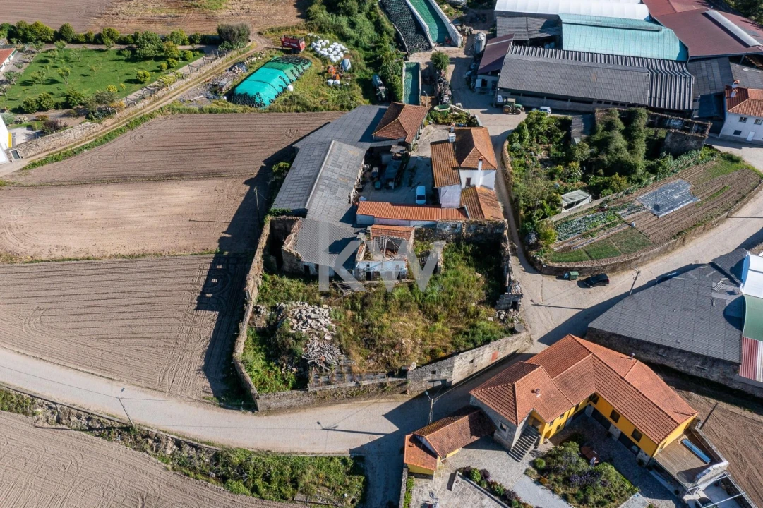 Moradia T3 para Venda em Fornelo e Vairão Foto 49