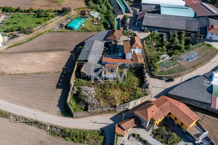 Moradia T3 para Venda em Fornelo e Vairão Foto 49