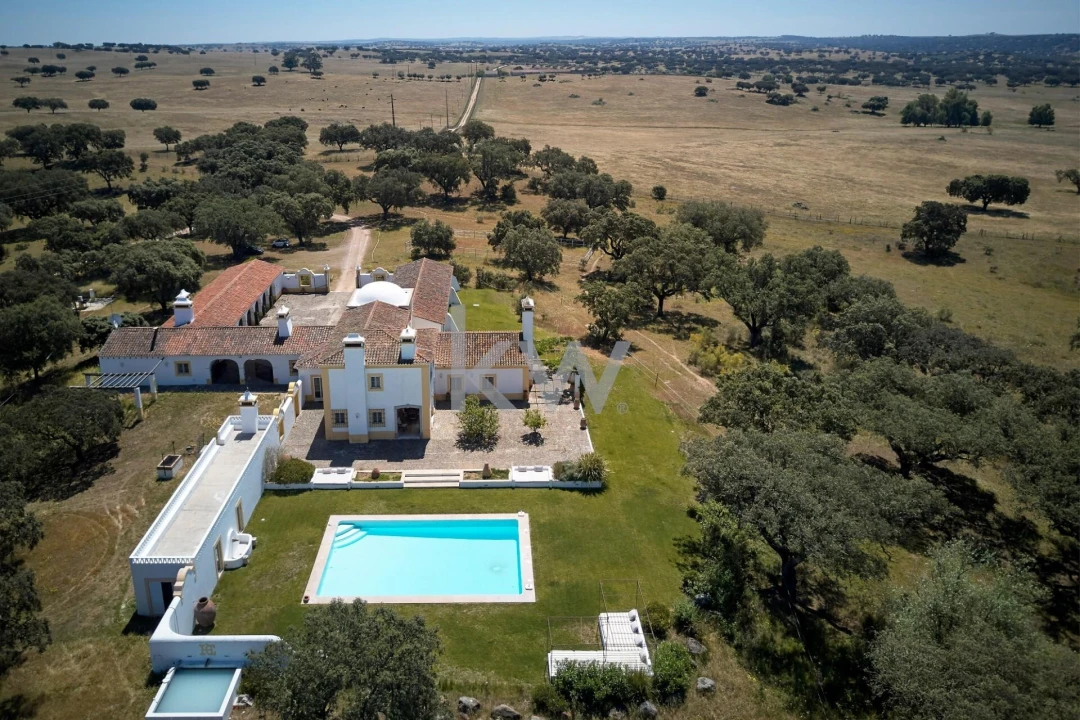 Moradia T7 para Arrendamento em Monforte Foto 86