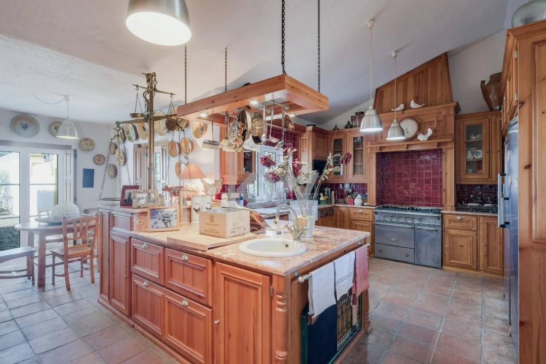 Moradia T7 para Arrendamento em Monforte Foto 29