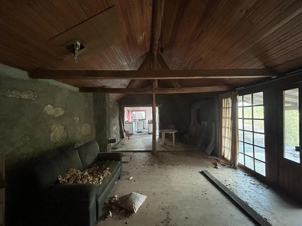 Moradia T5 para Venda em Midões Foto 5