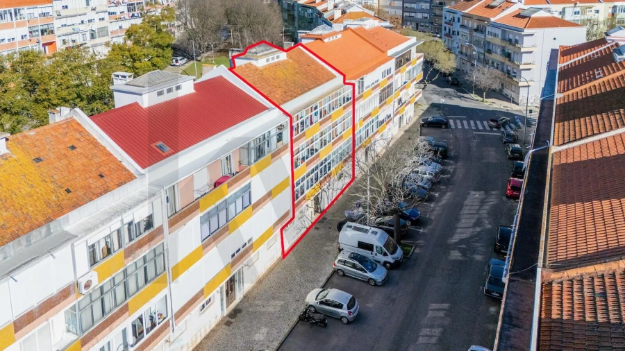 Prédio para Venda em Alfragide Foto 5