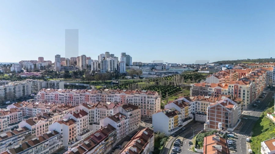 Prédio para Venda em Alfragide Foto 8