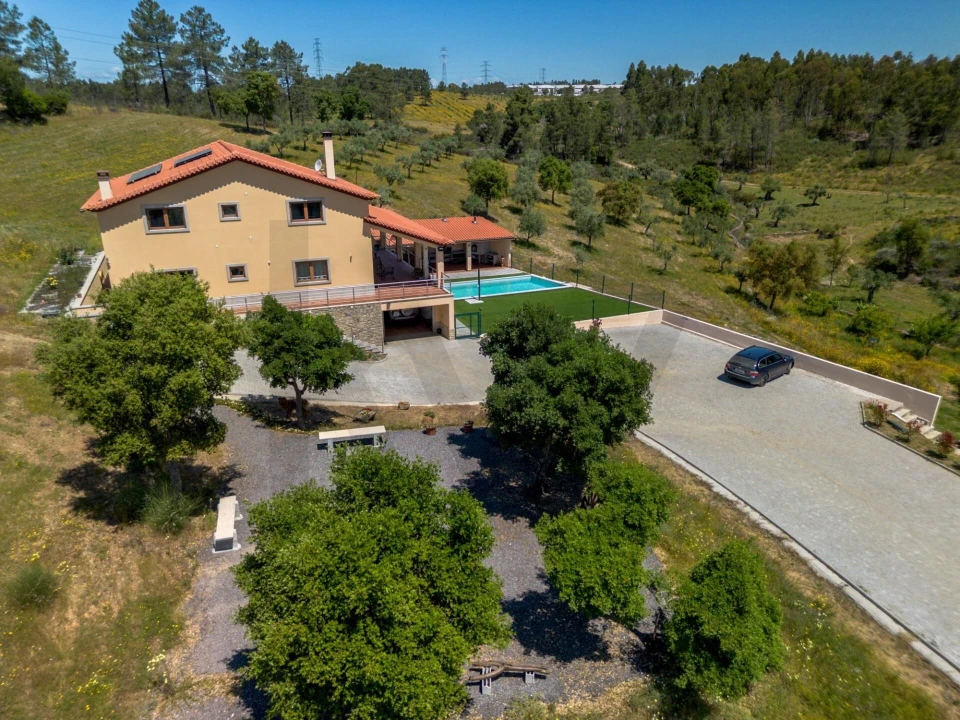 Quinta T6 para Venda em Benquerenças Foto 89