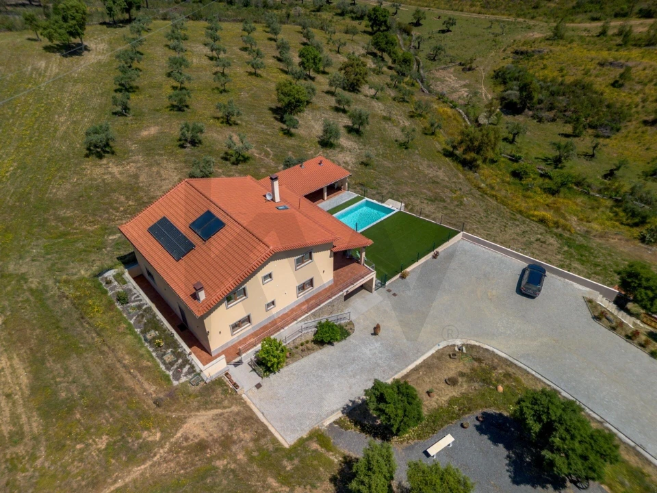 Quinta T6 para Venda em Benquerenças Foto 86