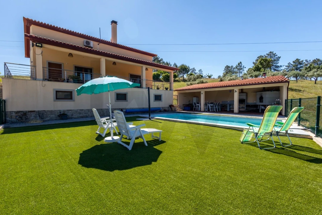 Quinta T6 para Venda em Benquerenças Foto 4