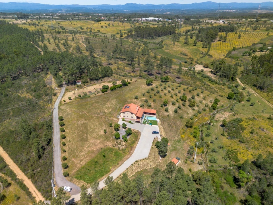 Quinta T6 para Venda em Benquerenças Foto 97