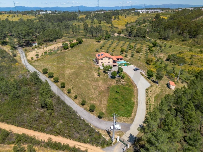 Quinta T6 para Venda em Benquerenças Foto 93