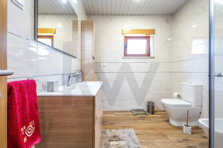 Quinta T6 para Venda em Benquerenças Foto 35