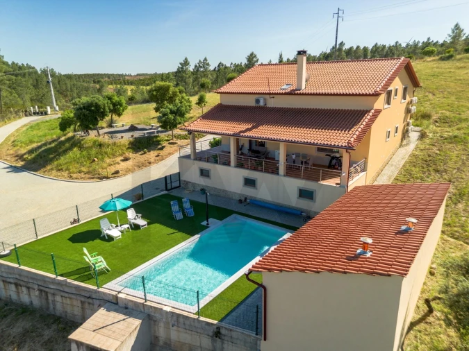 Quinta T6 para Venda em Benquerenças Foto 1