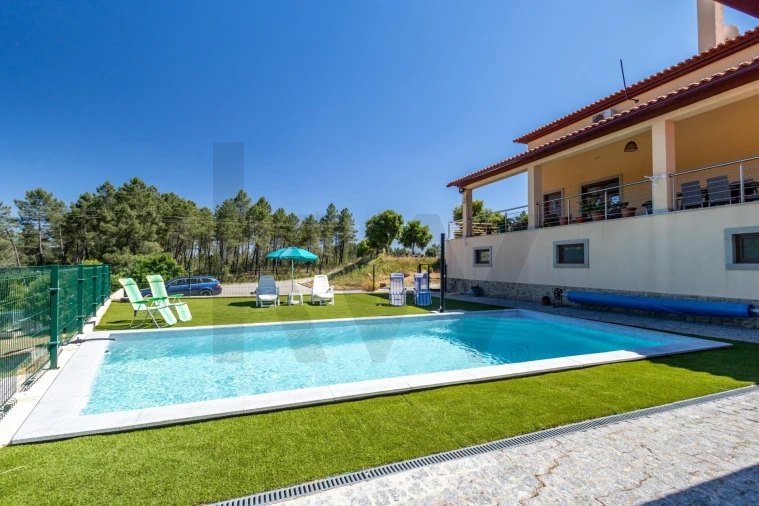 Quinta T6 para Venda em Benquerenças Foto 6