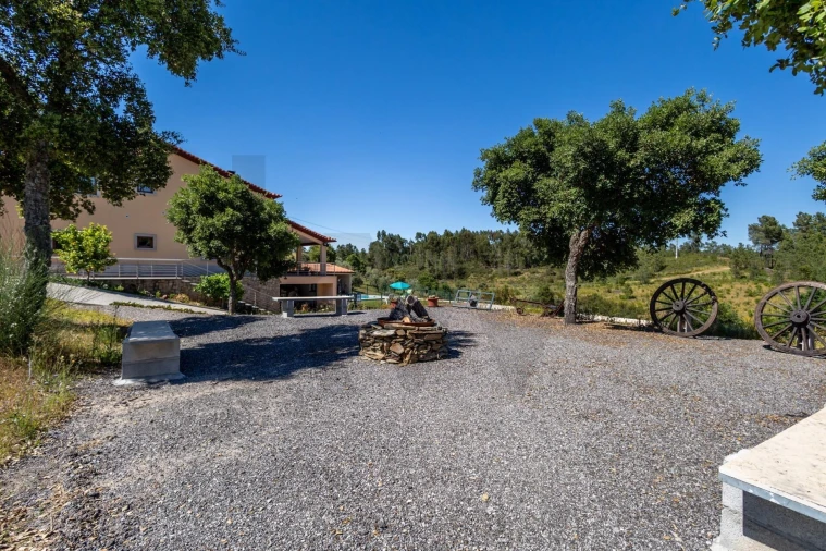 Quinta T6 para Venda em Benquerenças Foto 67