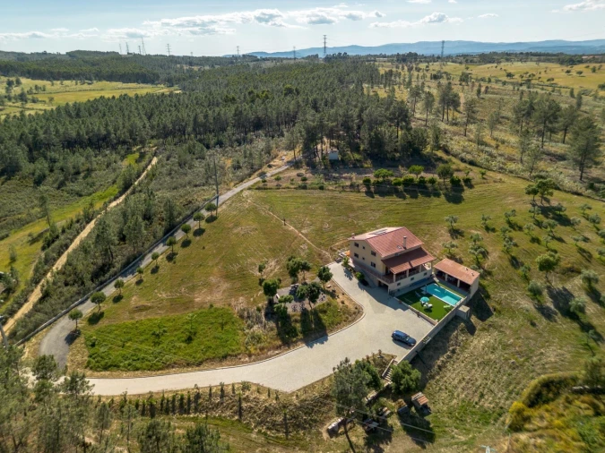 Quinta T6 para Venda em Benquerenças Foto 2