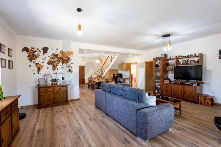 Quinta T6 para Venda em Benquerenças Foto 19