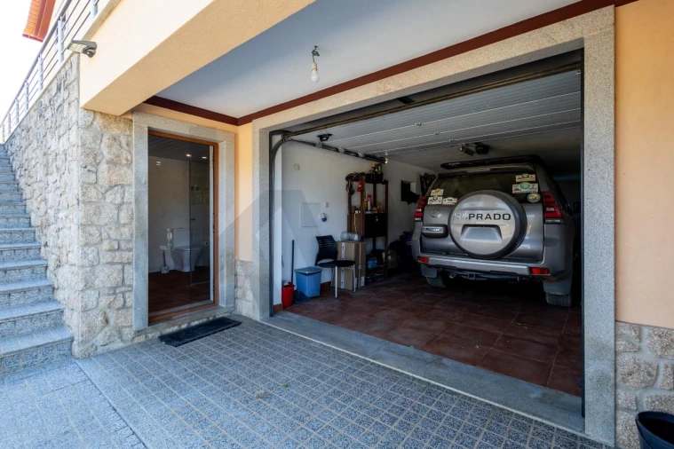 Quinta T6 para Venda em Benquerenças Foto 12