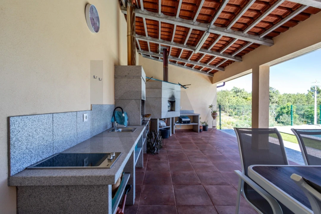 Quinta T6 para Venda em Benquerenças Foto 9