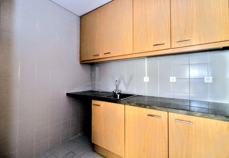 Escritório para Arrendamento em Porto Salvo Foto 8