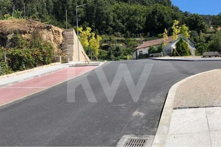 Terreno para Venda em Cerva e Limões Foto 2