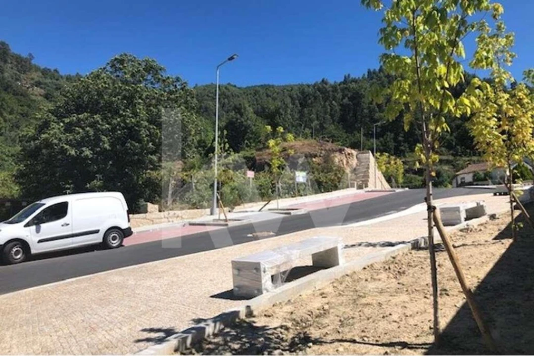 Terreno para Venda em Cerva e Limões Foto 7