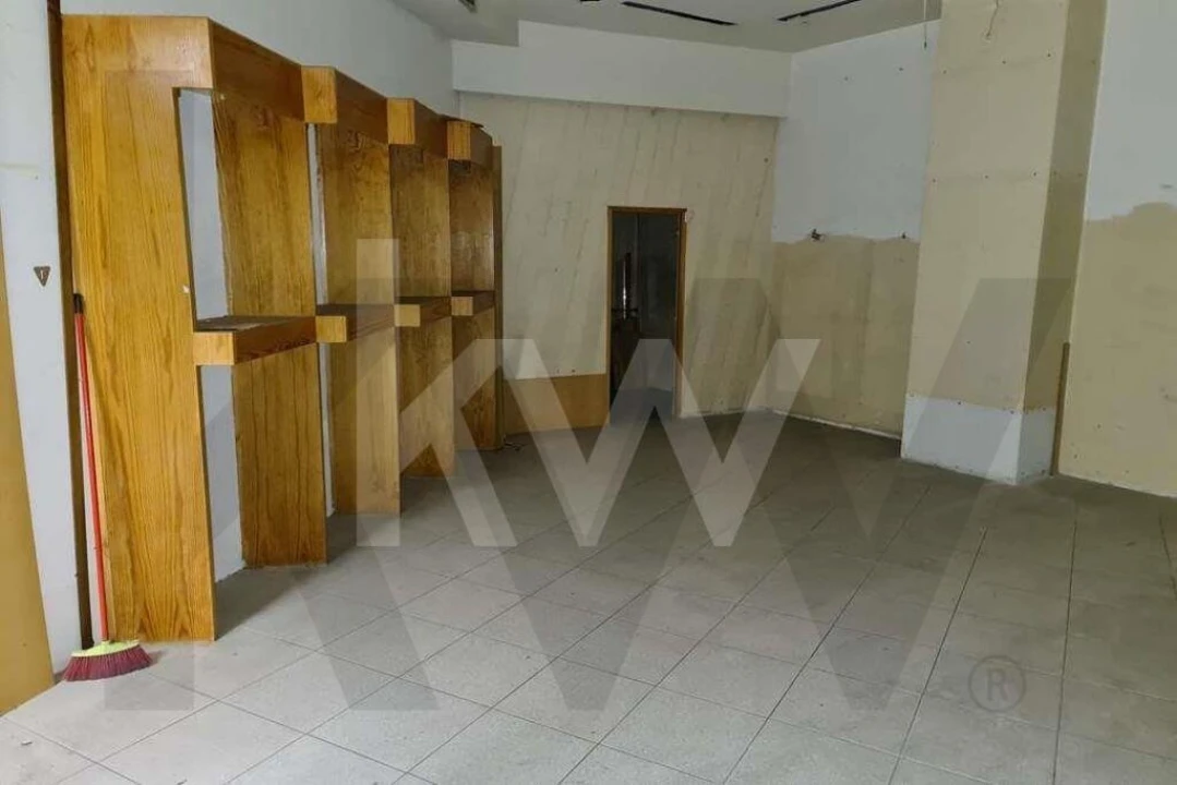 Loja para Arrendamento em Cedofeita, Santo Ildefonso, Sé, Miragaia, São Nicolau e Vitória Foto 2