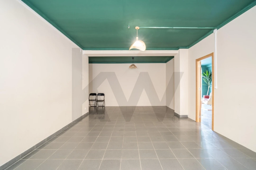 Loja para Venda em São Martinho do Bispo e Ribeira de Frades Foto 8