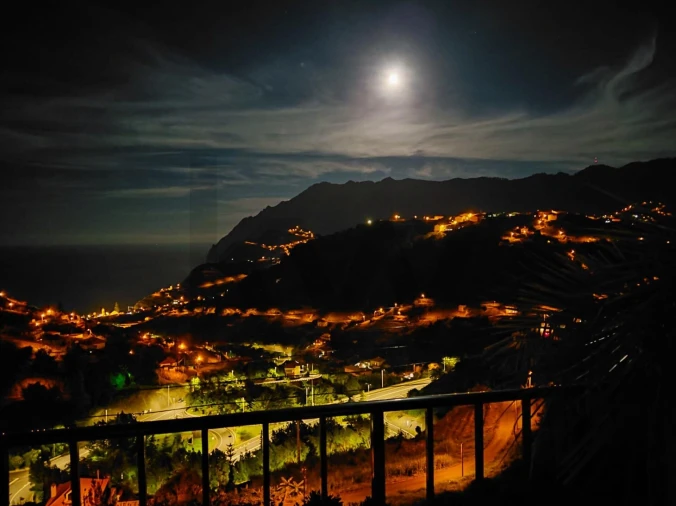 Moradia T3 para Venda em Porto da Cruz Foto 3