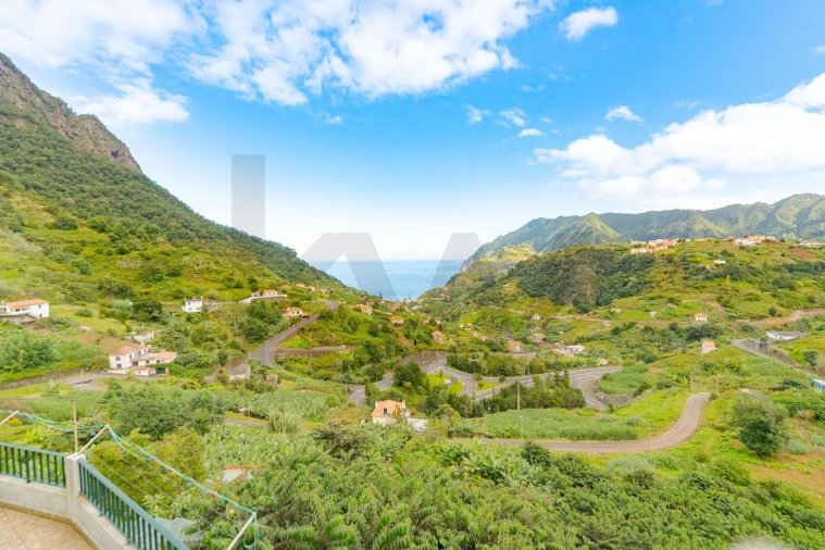 Moradia T3 para Venda em Porto da Cruz Foto 28