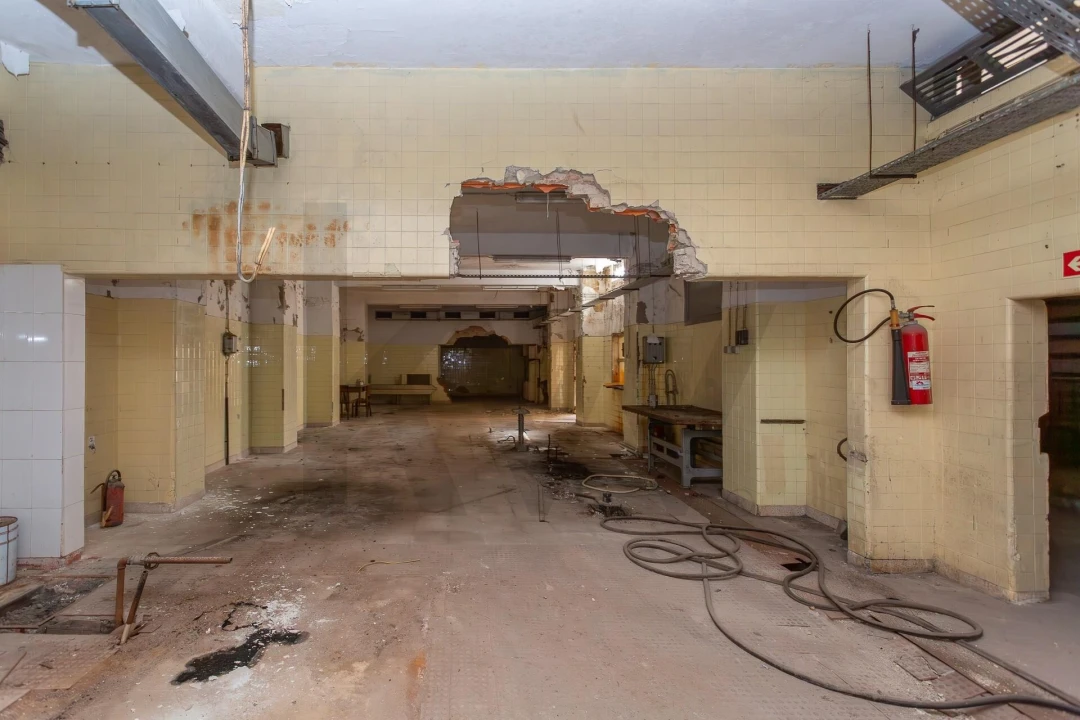 Armazém para Venda em Arroios Foto 18