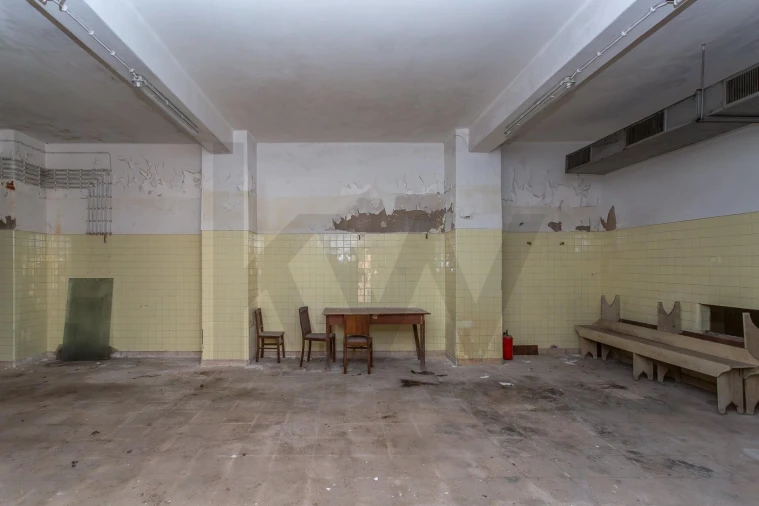 Armazém para Venda em Arroios Foto 6