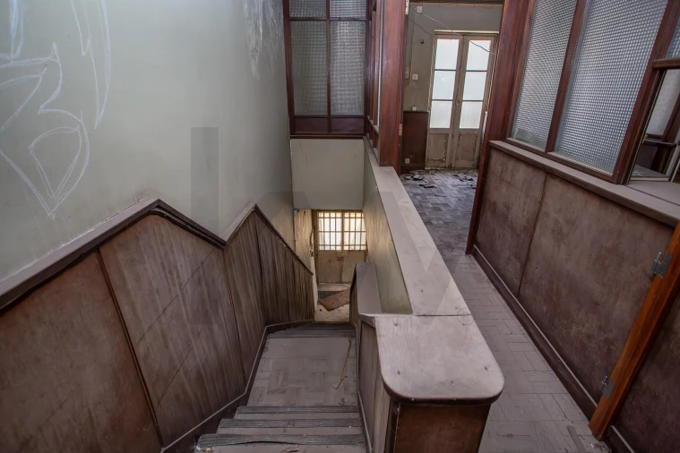 Armazém para Venda em Arroios Foto 8