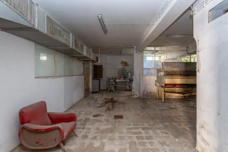 Armazém para Venda em Arroios Foto 20