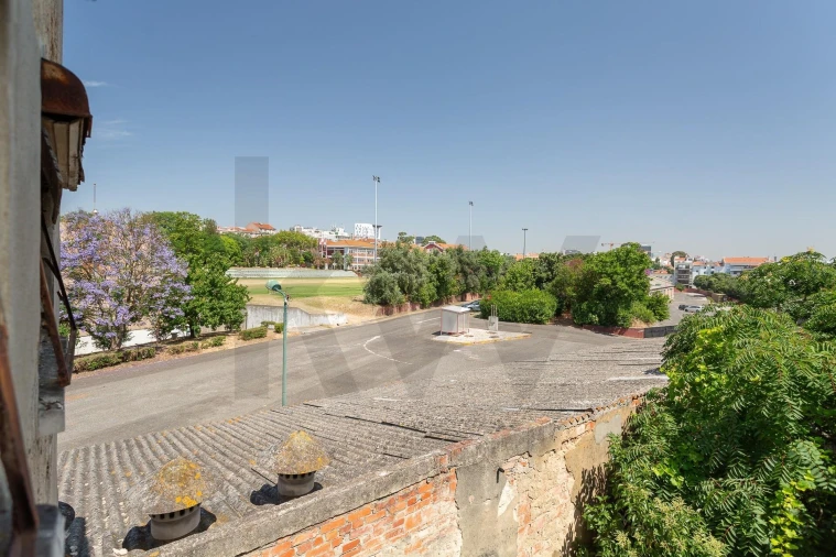 Armazém para Venda em Arroios Foto 9