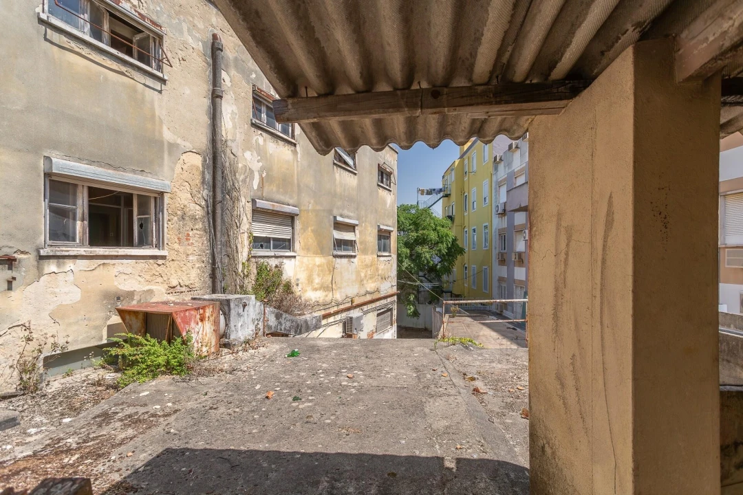 Armazém para Venda em Arroios Foto 23