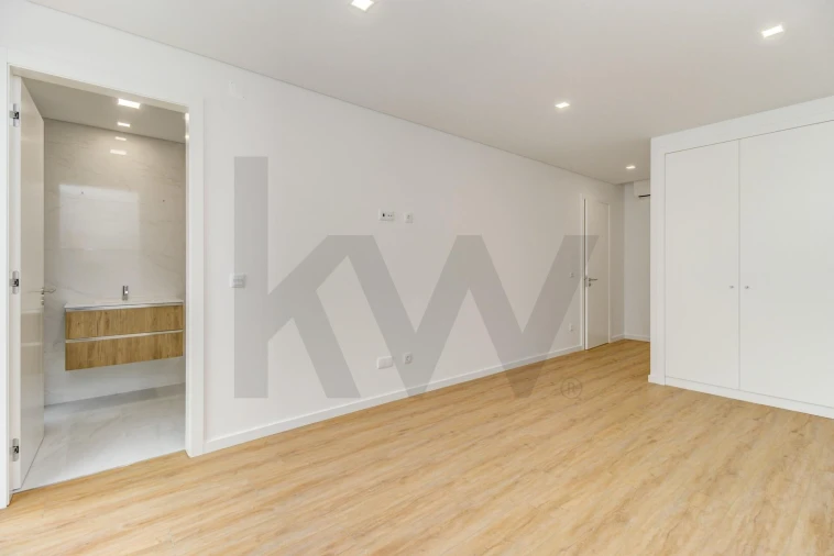 Apartamento T3 para Venda em Ericeira Foto 9