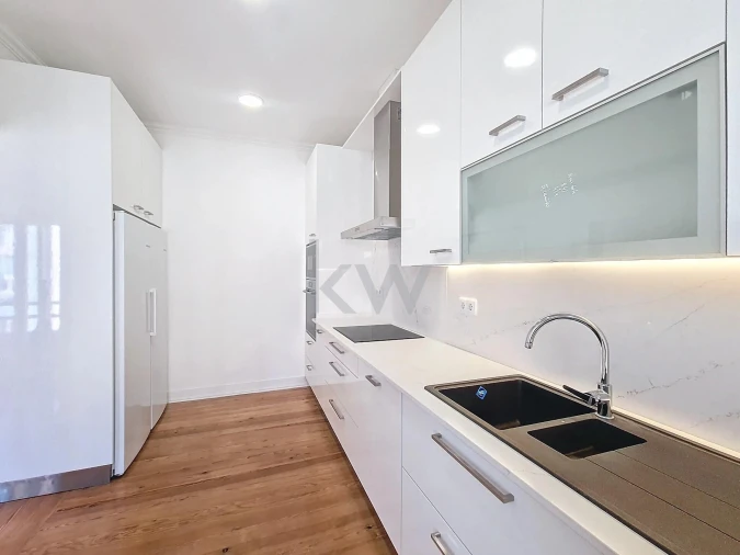 Apartamento T3 para Venda em Areeiro Foto 5