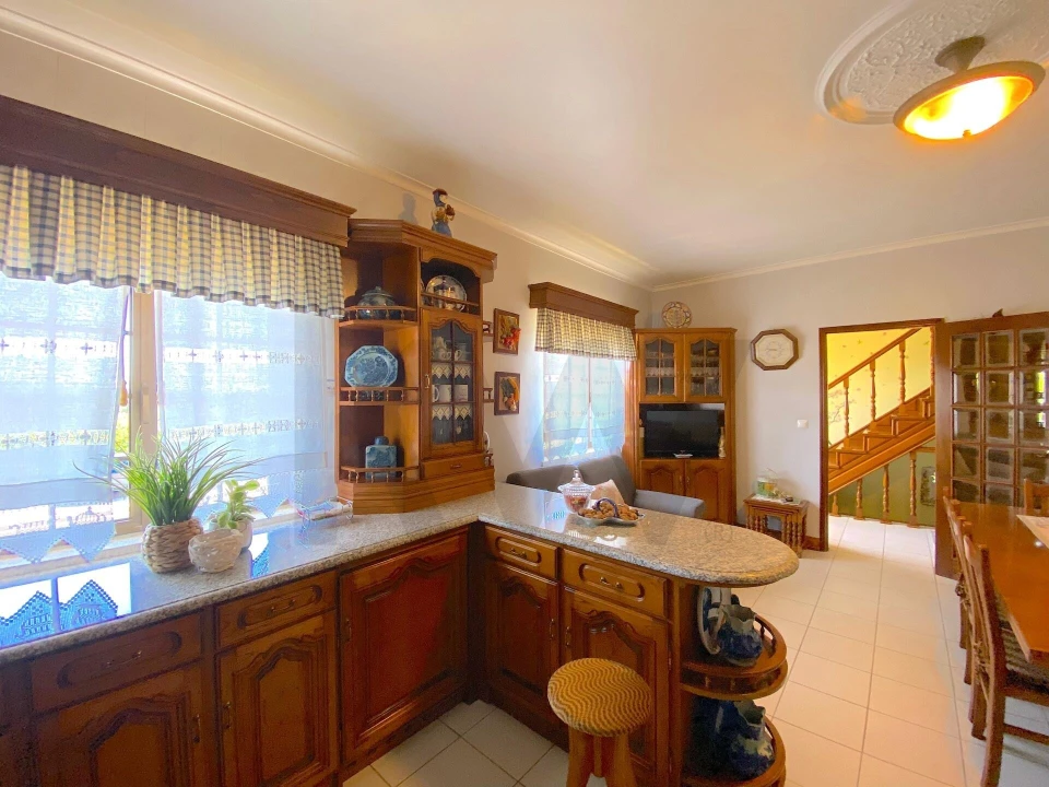 Moradia T5 para Venda em Vale de Prazeres e Mata da Rainha Foto 12