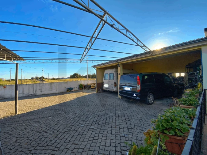 Moradia T5 para Venda em Vale de Prazeres e Mata da Rainha Foto 6