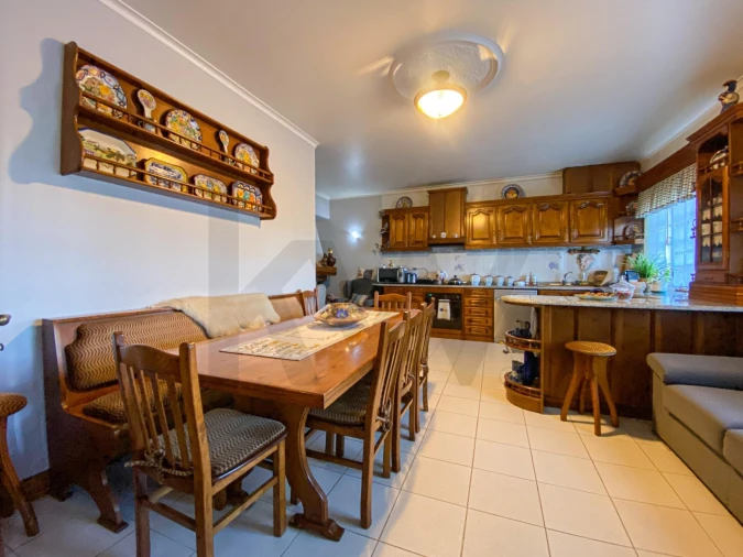 Moradia T5 para Venda em Vale de Prazeres e Mata da Rainha Foto 11