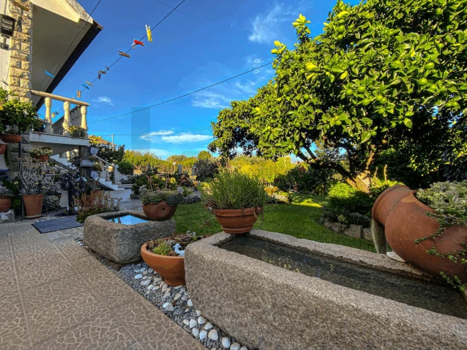 Moradia T5 para Venda em Vale de Prazeres e Mata da Rainha Foto 3