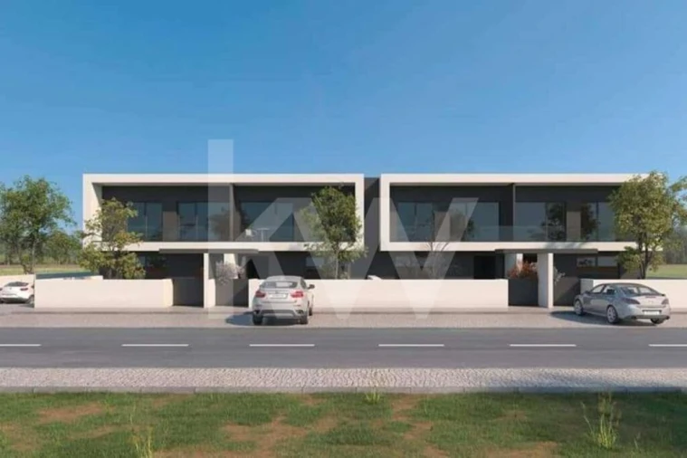 Moradia T4 para Venda em São João Baptista Foto 6