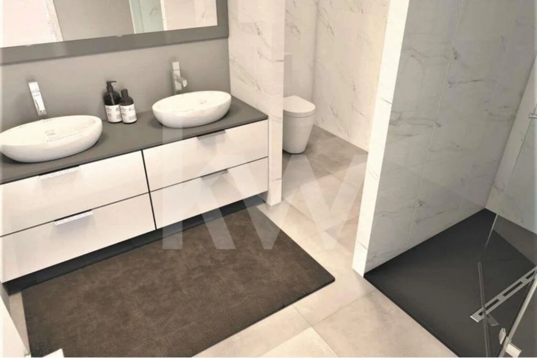 Moradia T4 para Venda em São João Baptista Foto 15