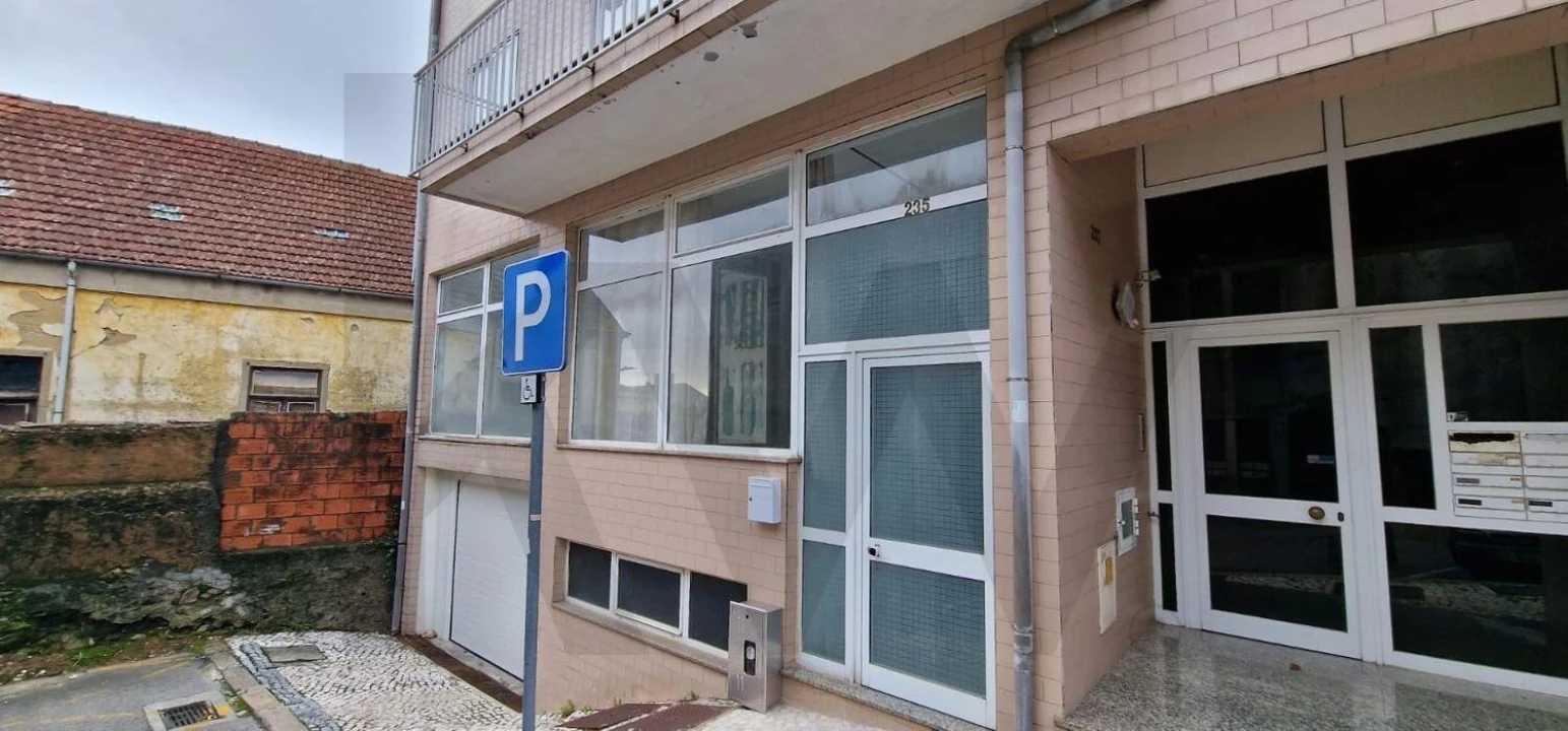 Loja para Venda em São João da Madeira Foto 13