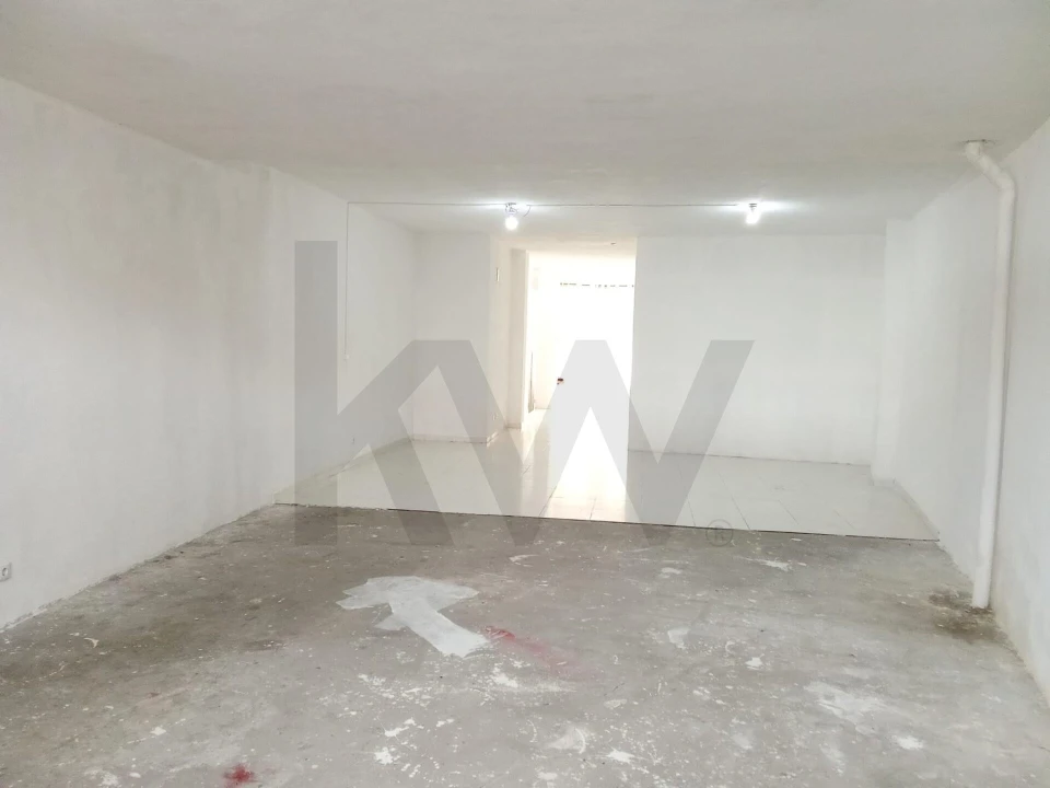 Loja para Venda em São João da Madeira Foto 4