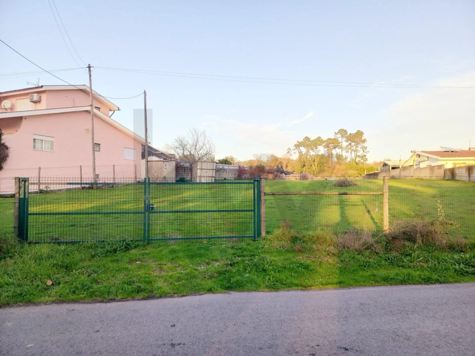 Terreno para Venda em Travassô e Óis da Ribeira Foto 7