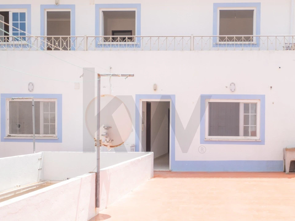 Apartamento T2 para Venda em Vila Nova de Milfontes Foto 3