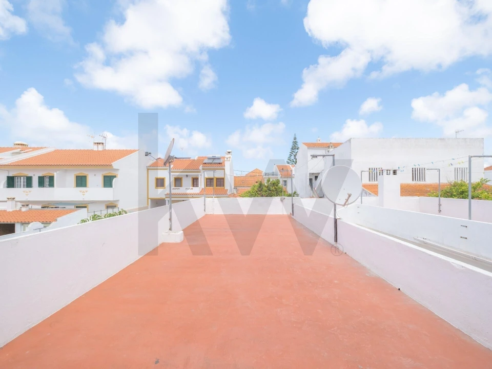 Apartamento T2 para Venda em Vila Nova de Milfontes Foto 4