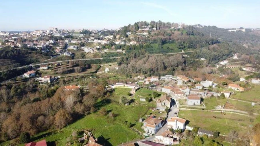 Terreno para Venda em O. Azeméis, Riba-Ul, Ul, Macinhata Seixa, Madail Foto 9