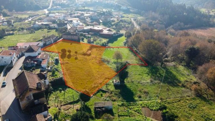 Terreno para Venda em O. Azeméis, Riba-Ul, Ul, Macinhata Seixa, Madail Foto 5
