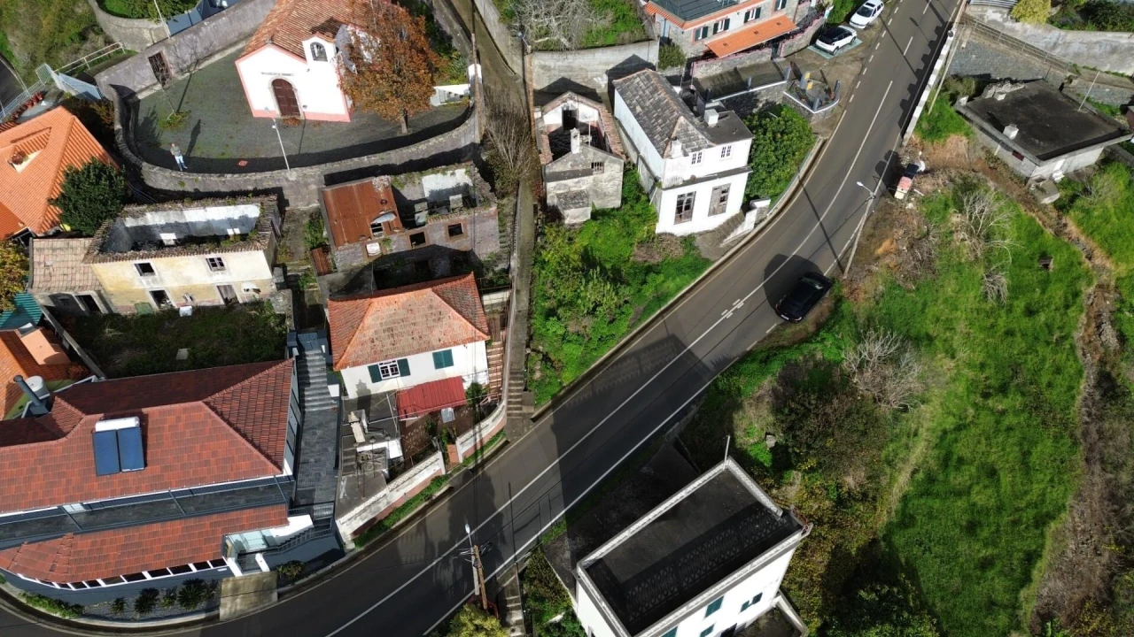 Moradia T2 para Venda em Fajã da Ovelha Foto 11