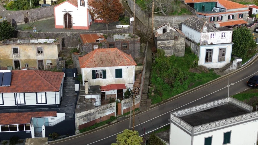 Moradia T2 para Venda em Fajã da Ovelha Foto 18